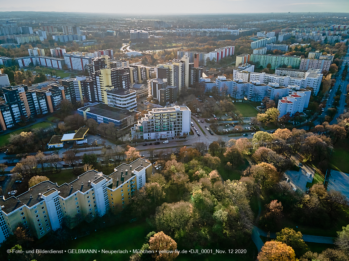 12.11./09.11.2020 - Marx-Zentrum und Umgebung am Karl-Marx-Ring in Neuperlach